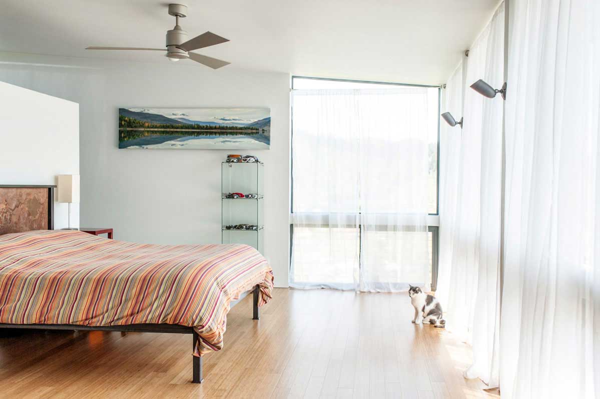 Columbia River Modern Home