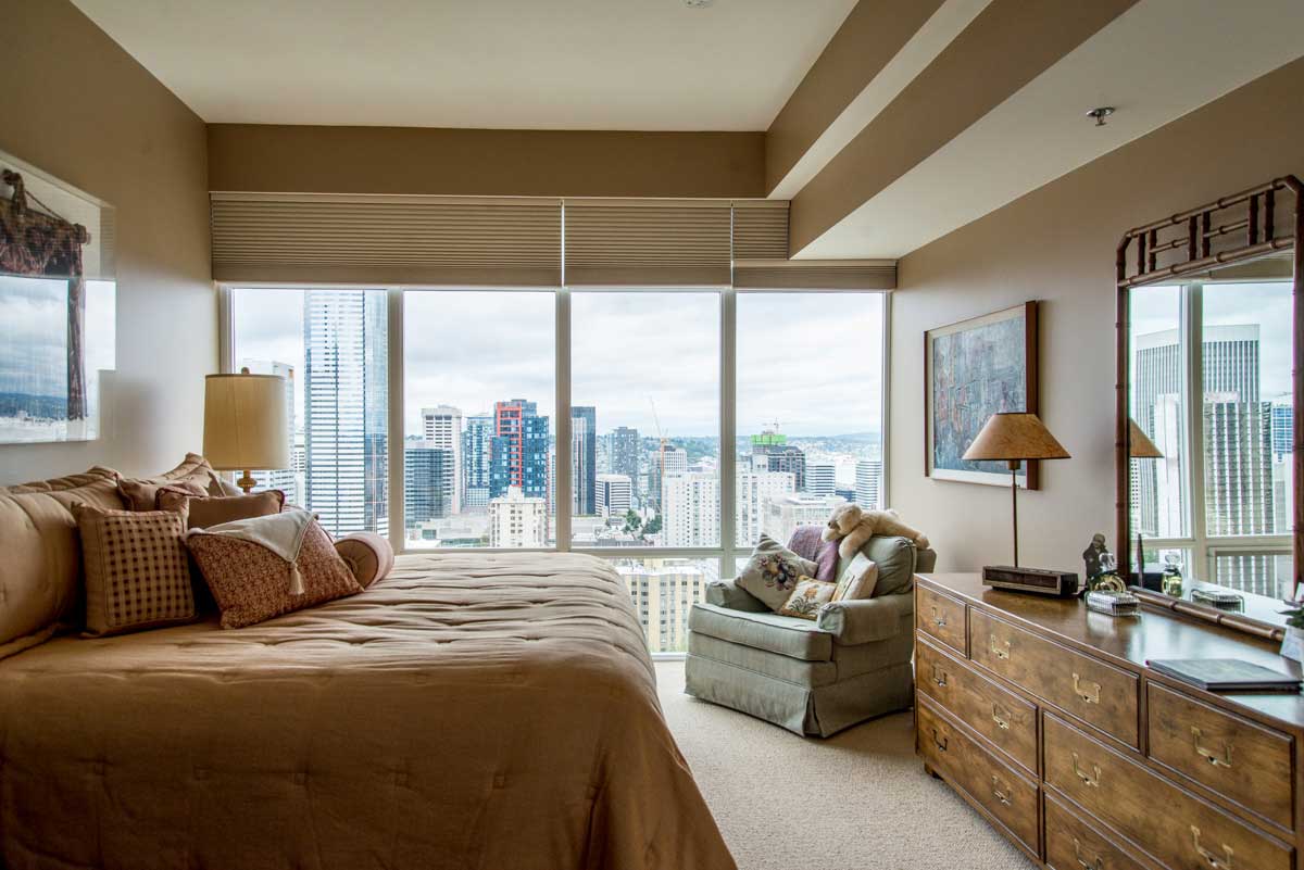 Seattle apartment with views of downtown